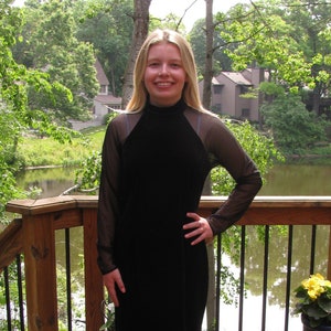 Elegant and Retro JESSICA HOWARD Petite Size 12 Little Black Dress, Black Velvet High Collar with Sheer Net Sleeves, Formal Evening Attire Elegant and Retro JESSICA HOWARD Petite Size 12 Little Black Dress, Black Velvet High Collar with Sheer Net Sleeves, Formal Evening Attire