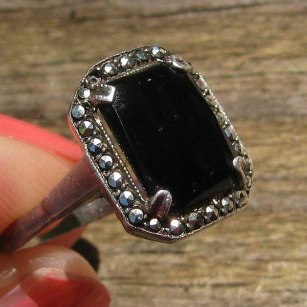 Amazing Antique Art Deco GERMANY Marked Black Jet Stone Faceted Lady's Ring, Marcasite Framed, 935 Sterling Silver, Size 6.5, 1920's