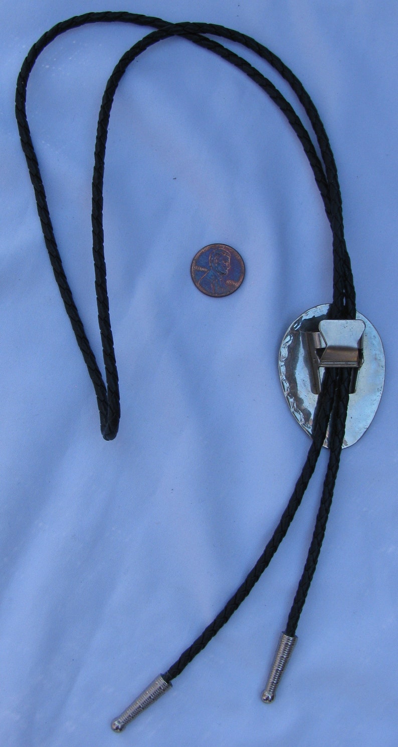 Roadrunner Bird Magnificent Native American Men/'s Bolo Tie Turquoise and Coral Vintage Unsigned Artisan Crafted Symbol of Protection