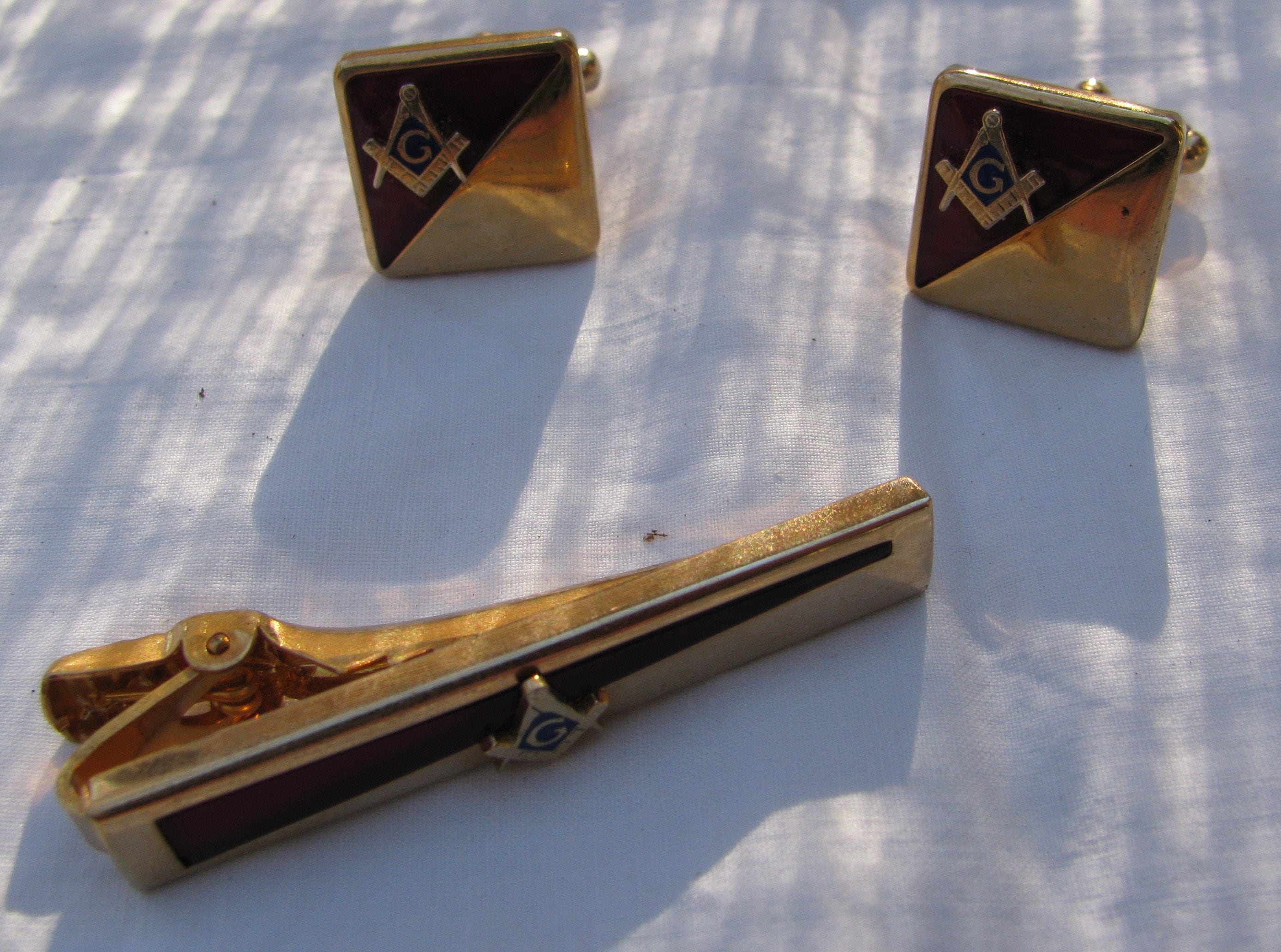 ▪️50’s【FREE MASONRY】ACCSESSORIES Masonic 50 Year Membership Lapel Pin