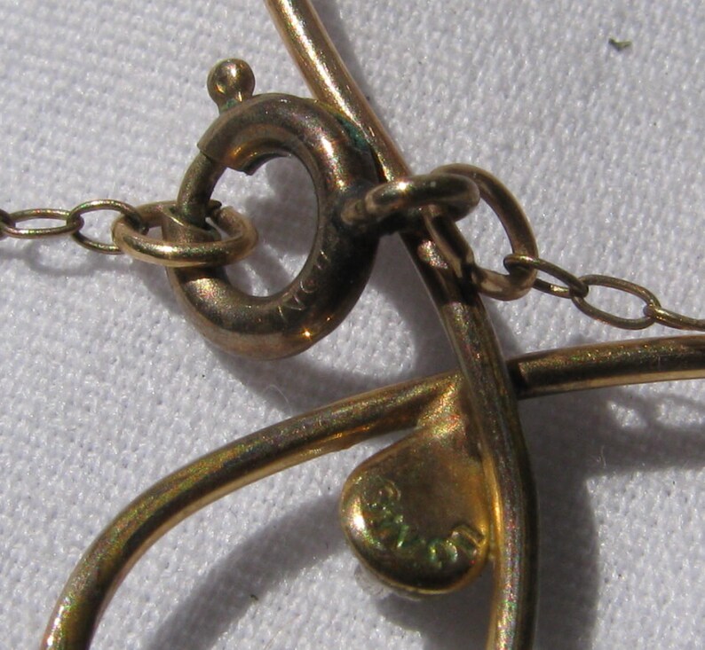 Retro 1960/'s Era AVON 14K Gold Filled Delicate Necklace 18.5 Wrapped Wire Center