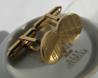 Regal and Stately Vintage KREMENTZ Gold Textured Striped Round Cuff Links, 1940's. Men's Vintage Accessory, Groom, Wedding