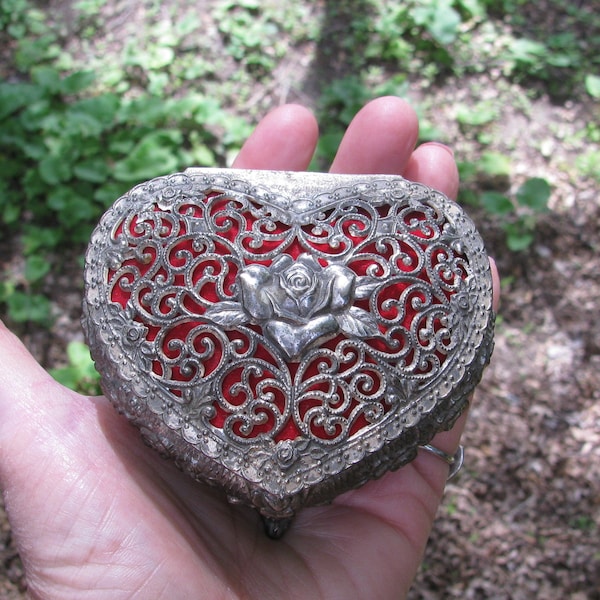 Vintage Silver Plated Repousse Filigree Three Footed Heart Shaped Casket Style Trinket or Jewelry Box, "HF-0777" Initialed & Numbered, Red