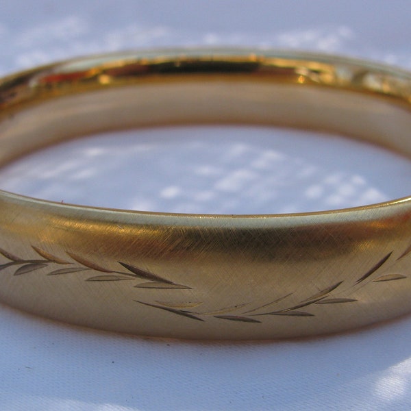 Exquisite 1930's CARL ART Hallmarked Gold Filled Hinged Slide Bangle Bracelet, Satin Finish w/ Delicate Wheat Etching, Vintage Elegance