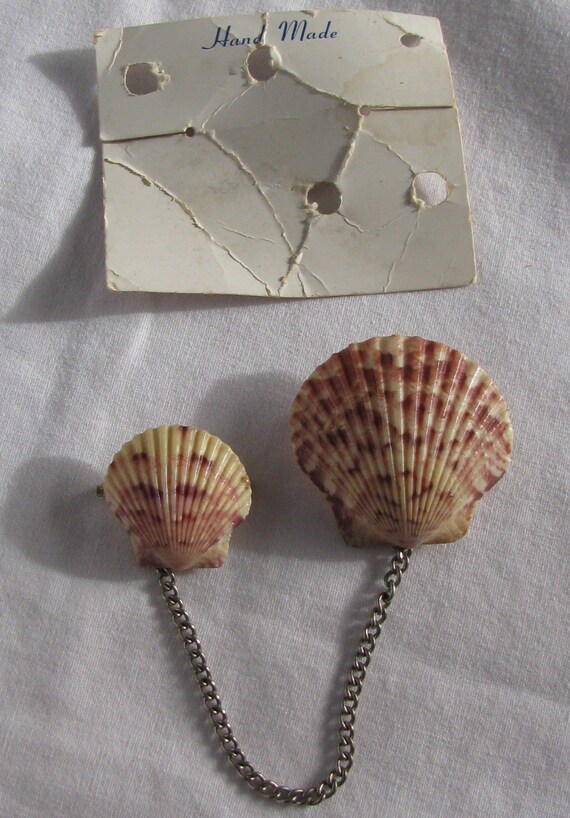 Amazing Handmade Carded Double Cockle Shell Chain… - image 4