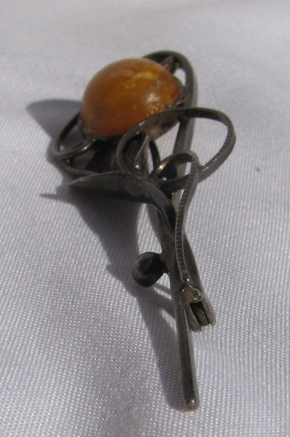 Antique Unmarked Baltic Amber (?) and Silver Flor… - image 5