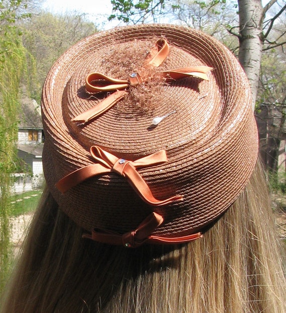 Lovely Vintage Sienna Brown Ladie display picture 2