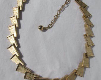 Extraordinary TRIFARI Signed Pre 1955 Mark Edgy Gold Geometric Layered Link Adjustable Length Lady's Necklace, Mid Century Modern Jewelry