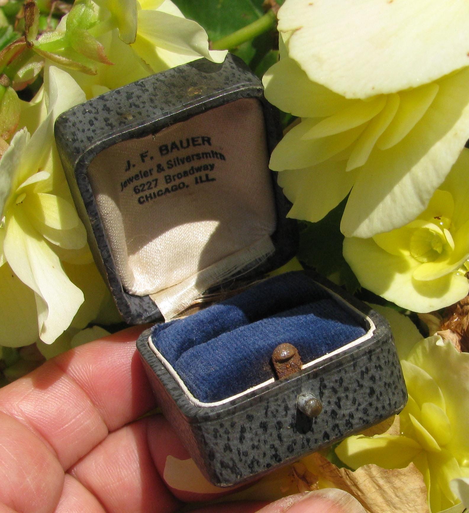 Antique ring box - Etsy 日本