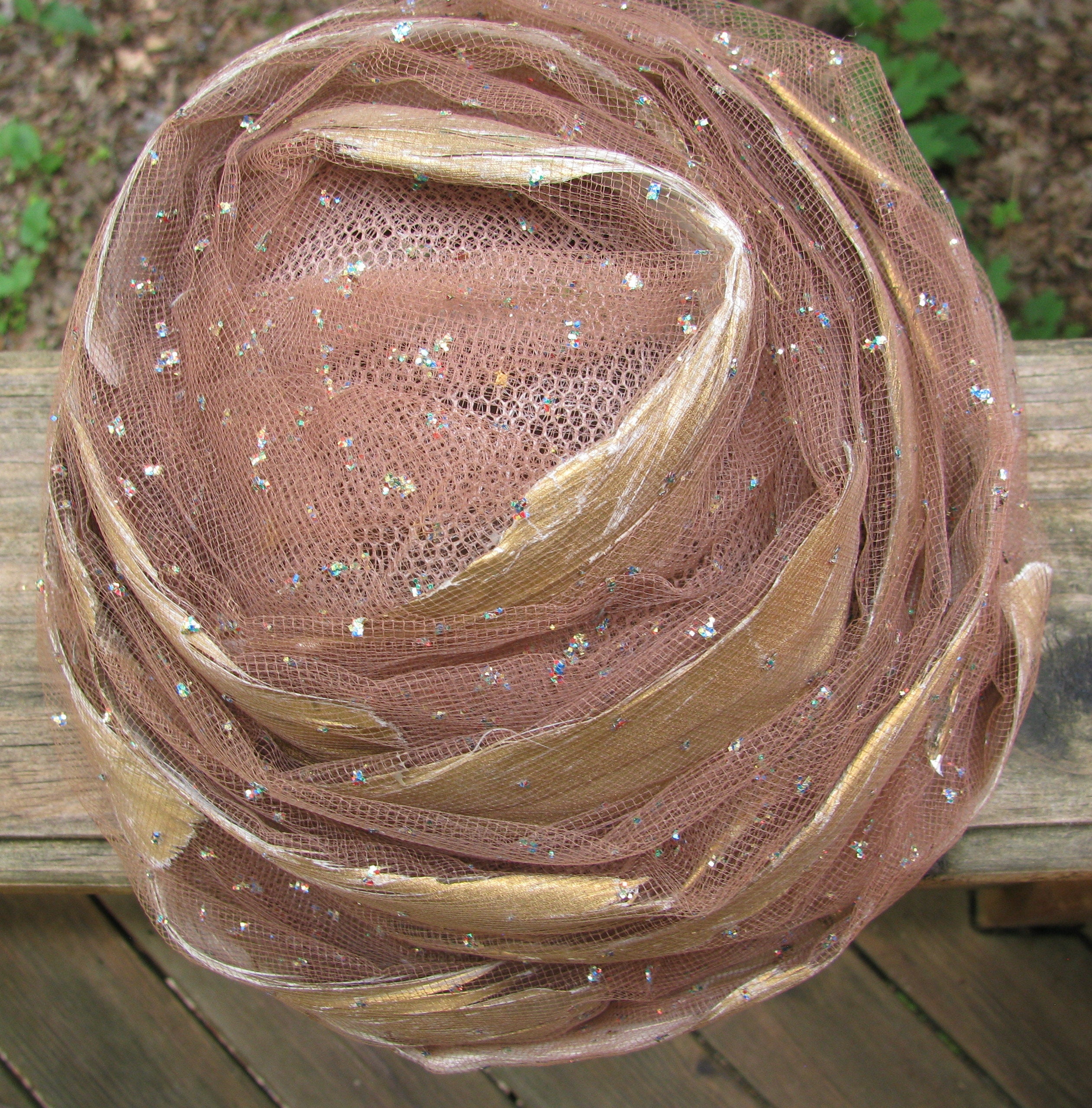 CHRISTIAN DIOR Chapeaux artistic Gold Sparkle tulle Turban fashion Designer hat Stunning 1960 main image 2
