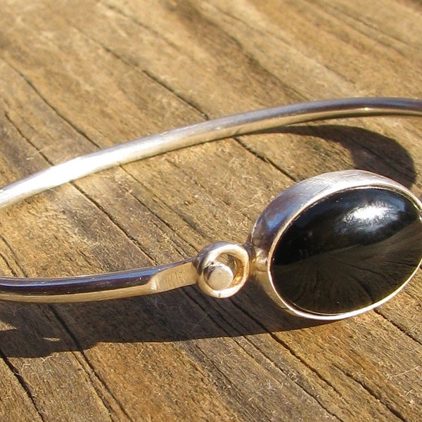 Sleek and Vintage TAXCO C-11 Numbered Black Onyx Oval Sterling Silver Lady's Bangle Bracelet, Mexico, Southwestern Beauty