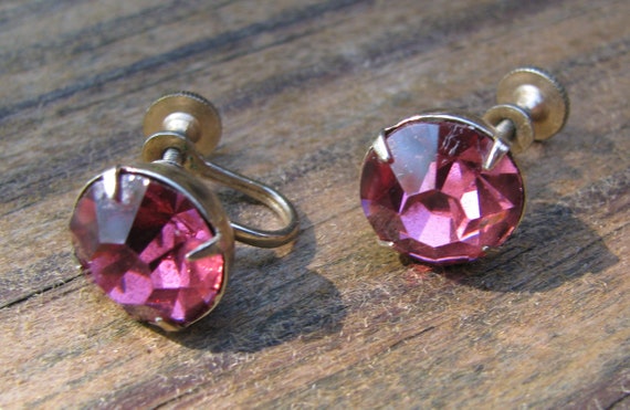 Vintage and Alluring Solitaire Pink Rhinestone La… - image 2