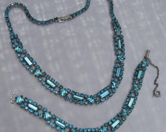 Piękny zestaw biżuterii z kryształkami w kolorze akwamaryny, półparure, naszyjnik typu choker o długości 15 cali z pasującą bransoletką i łańcuszkiem zabezpieczającym, biżuteria damska