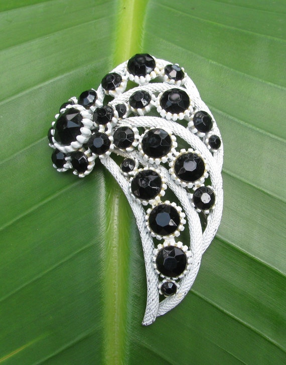 Black and White! Uniquely Vintage Black Rhineston… - image 8