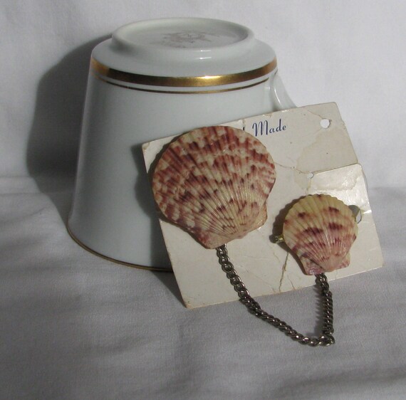 Amazing Handmade Carded Double Cockle Shell Chain… - image 3