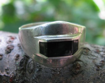 Uniquely Designed & Striking Vintage Black Onyx Sterling Silver Ring, Unisex Size 8.75, Mexico, 1970's Southwestern Jewelry Accessory