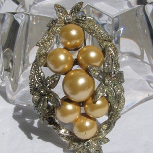 Fantastic Vintage Shades of Blue Rhinestone Dome 2