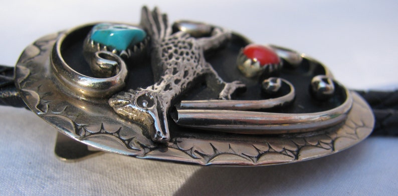 Roadrunner Bird Magnificent Native American Men/'s Bolo Tie Turquoise and Coral Vintage Unsigned Artisan Crafted Symbol of Protection
