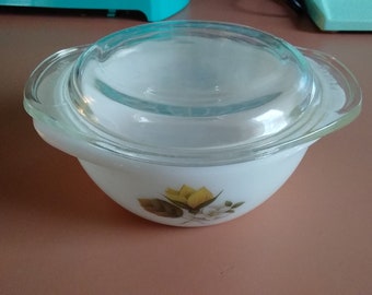 JAJ Pyrex Autumn Glory 080 with Lid******Free Shipping