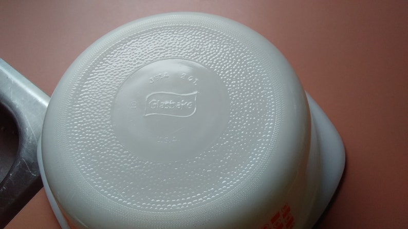 Vintage GlasBake Orange 2qt Round Casserole *** FREE Shipping
