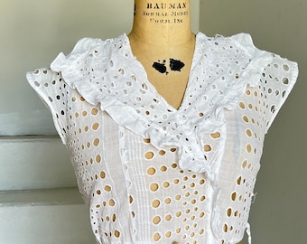 1930s Cotton Eyelet Day Dress Vintage 32 Bust