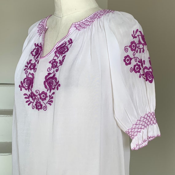 1930s Hungarian Peasant Blouse 40 Bust Lilac Embro