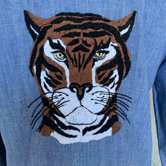 1970s Chambray Shirt Tiger Hand Embroidery Customi