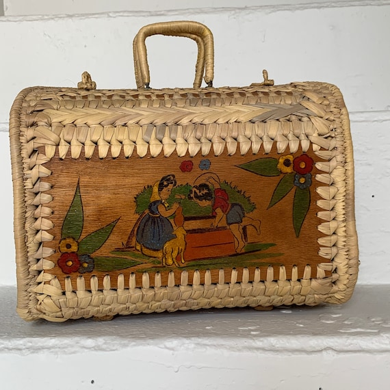 Super Cute 1940s Hand Painted Summer Basket Purse