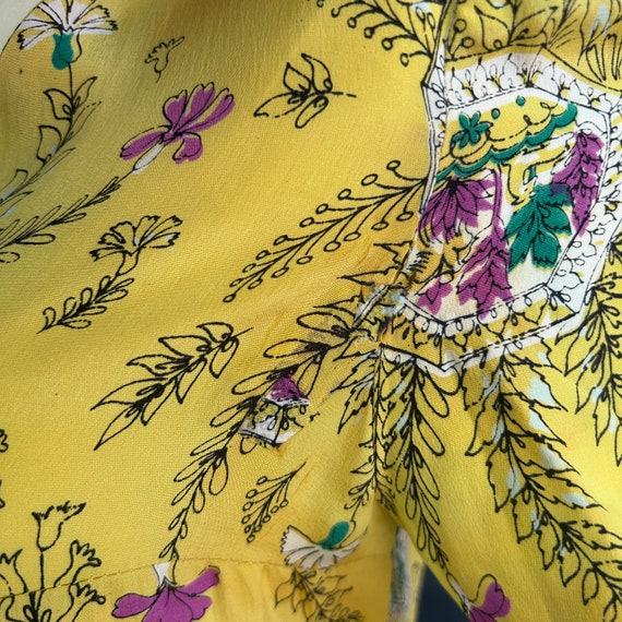 1940s Vivid Yellow Floral Rayon Flutter Sleeve Dr… - image 6