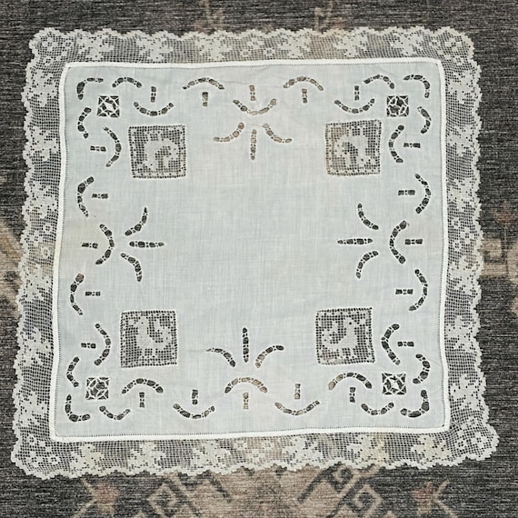 Antique Edwardian Linen Handkerchief: Drawn Thread Work Lace (12x12 inches)