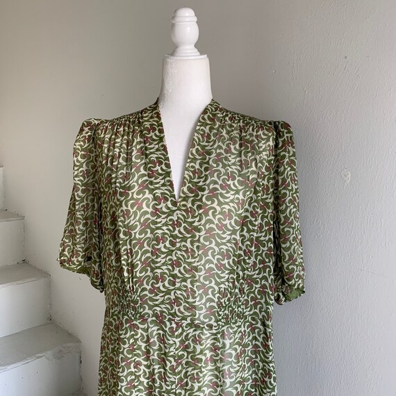 RESERVED 1940s Sheer Rayon Print Dress 44 Bust Smo