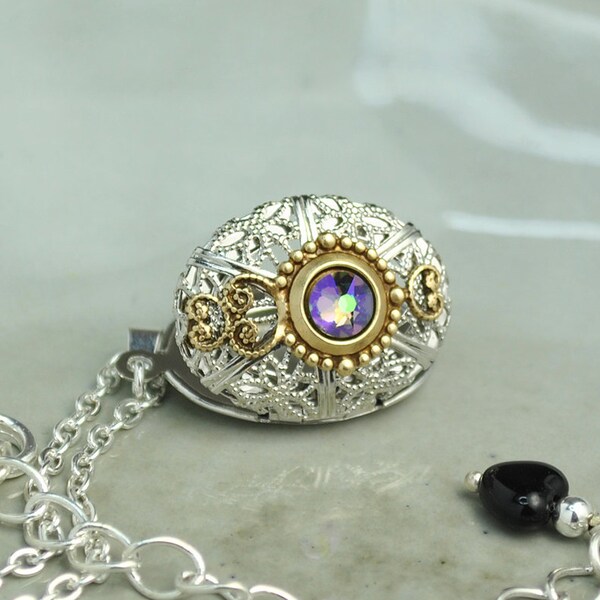 The Merlin Aromatherapy Necklace, Aromatherapy Pendant, Aromatherapy Jewelry, Essential Oil Diffuser, Vintage Locket
