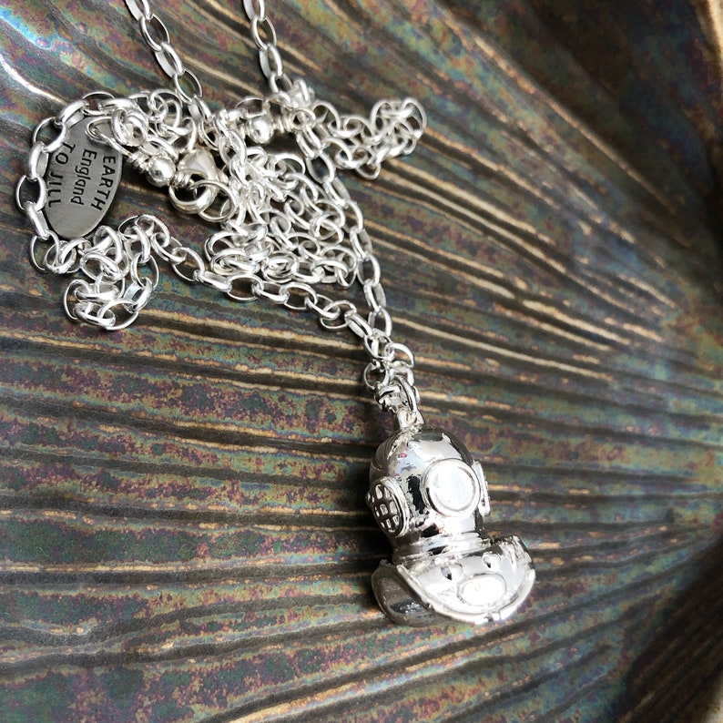 Diving Gifts for Her Silver Diving Helmet Pendant Siebe Gorman Diving Helmet Necklace Diving Helmet Necklace Deep Sea Diver Necklace