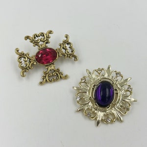 2 Vintage Metal Gold Tone Gemstone Brooches Statement Glam Brooch 2 Pack Bundle Gold Faux Diamond Jewels Costume Jewelry Red Purple image 5