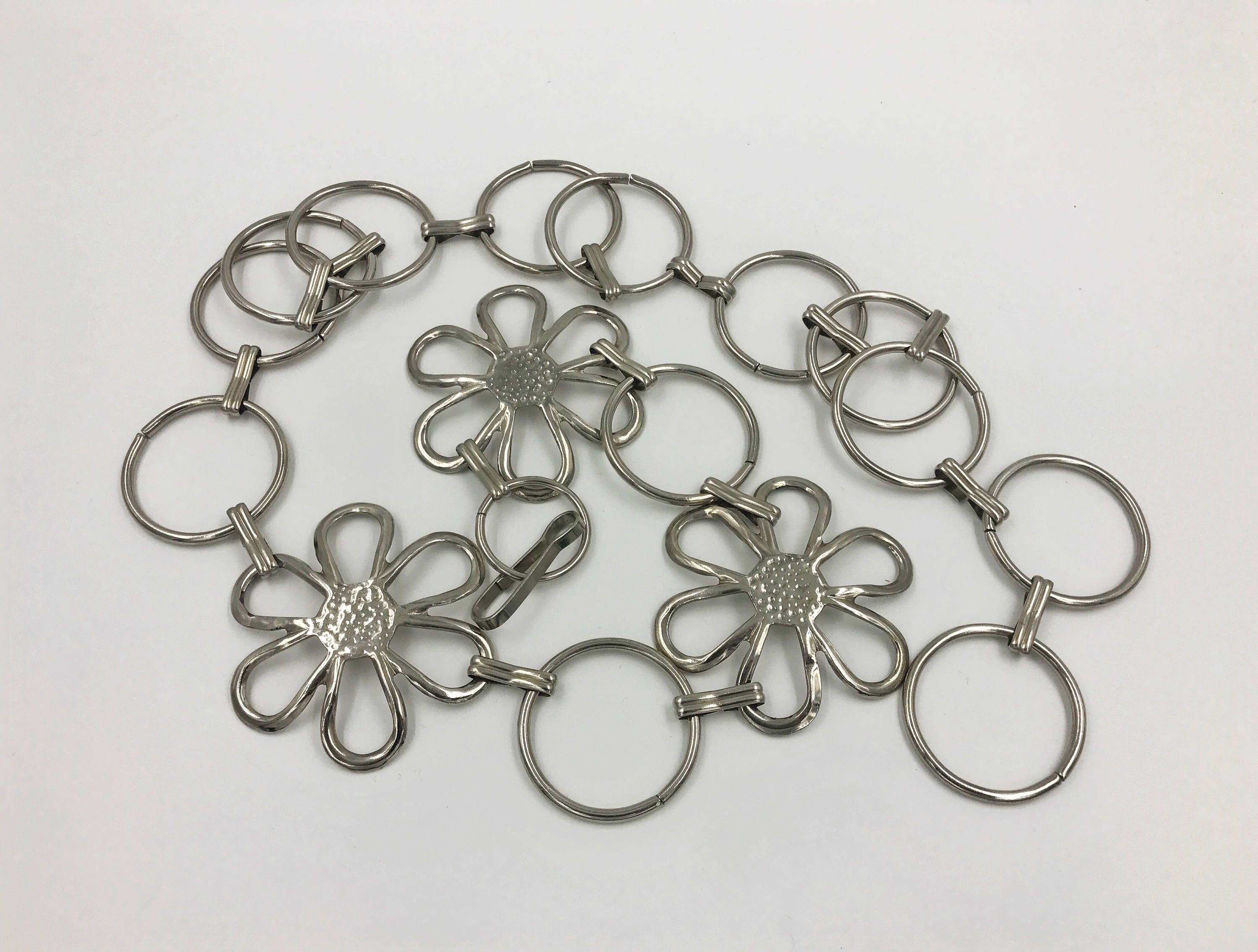 90 S Silver Daisy O Ring Chain Belt Chunky Boho Hippie Chain Link Statement Belt Adjustable Vintage Chain Belt Medium 90 S Silver Daisy O Ring Chain Belt Chunky Boho Hippie Chain Link Statement Belt Adjustable Vintage Chain Belt Medium