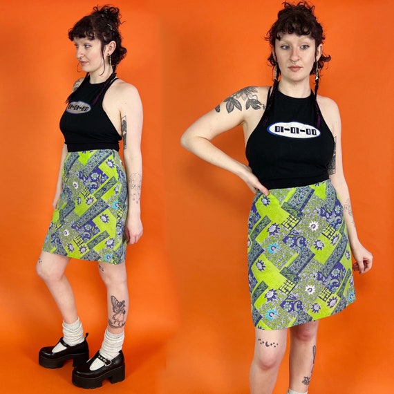 Y2K Mixed Prints Mini Skirt Mid-High Waist 32" - … - image 4