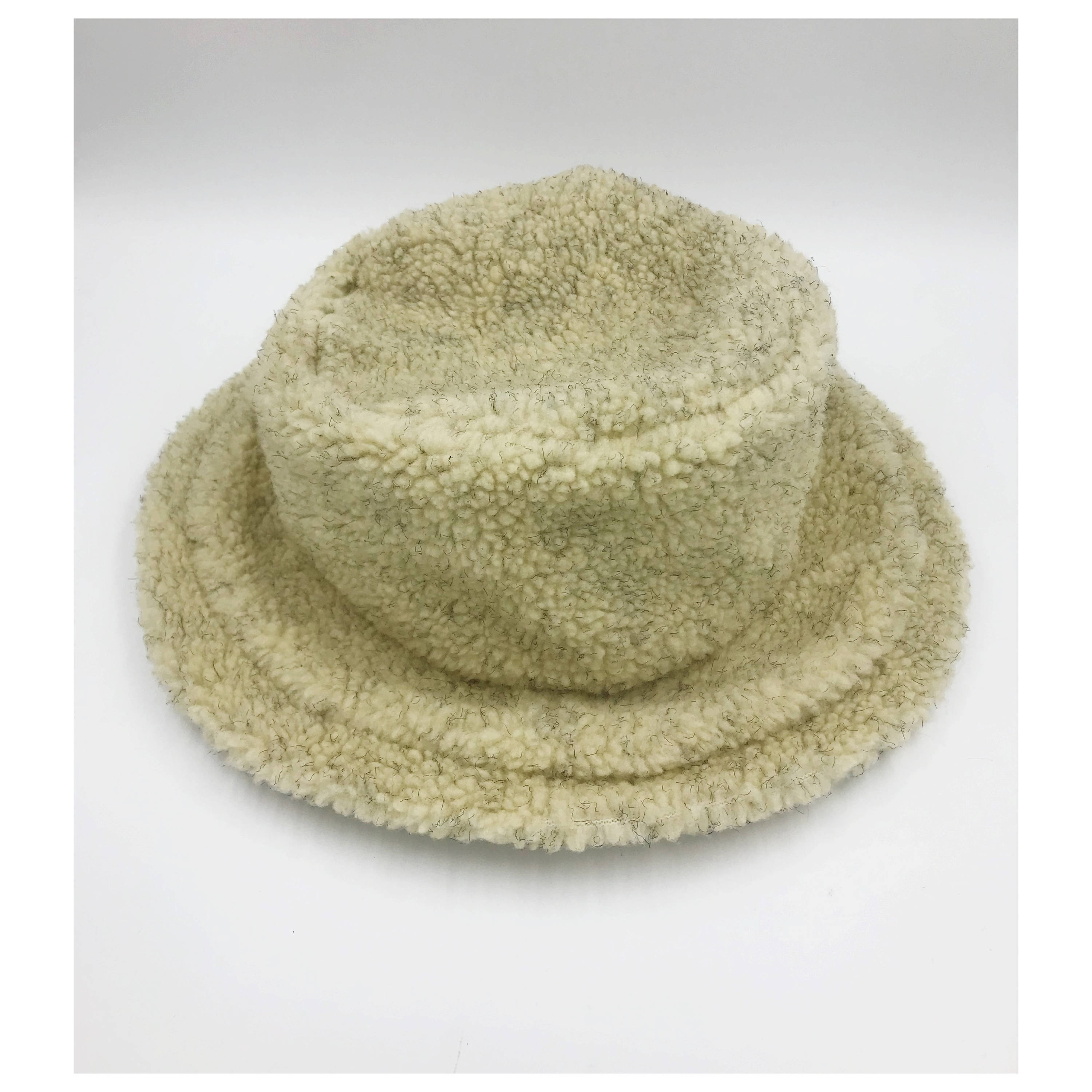 fur bucket hat 90s