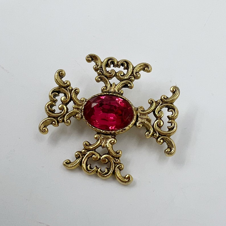 2 Vintage Metal Gold Tone Gemstone Brooches Statement Glam Brooch 2 Pack Bundle Gold Faux Diamond Jewels Costume Jewelry Red Purple image 3