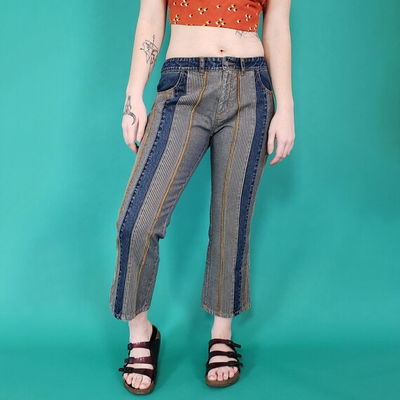 90s y2k Vintage Low Rise Flare Jeans Size 9/10 Medium - Low Waist Bootcut 2000's Striped Capri Jeans - Crop Denim Kick Flare Jeans Women's M