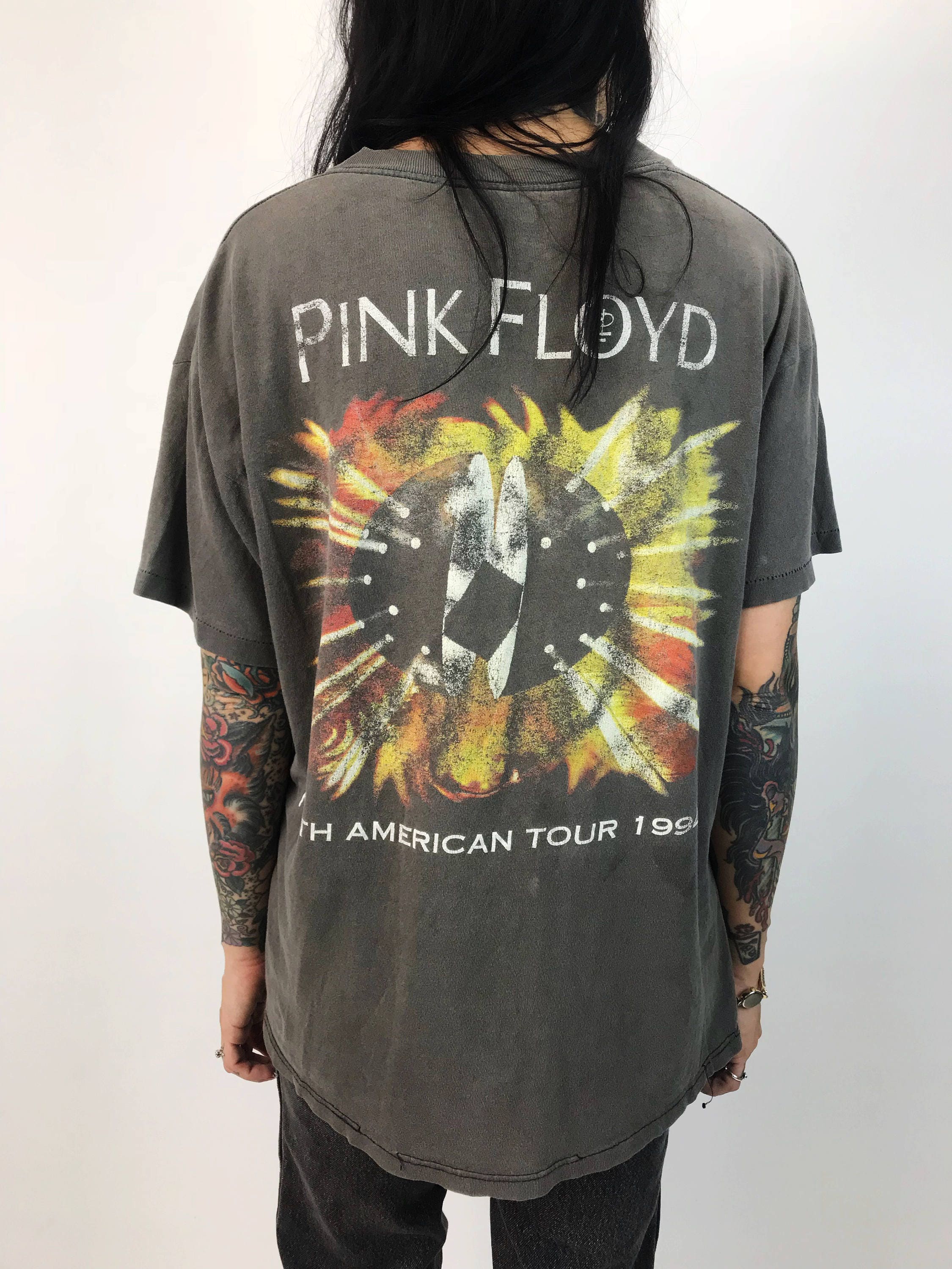 1994 PINK FLOYD Tour T-shirt Large - Holey Retro ...