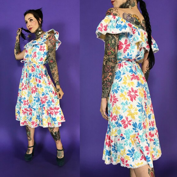 80's Vintage Off The Shoulder Ruffle Neck Floral D