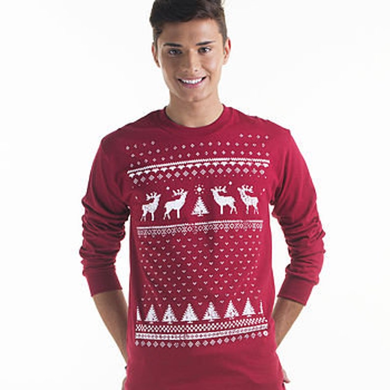 Mens / Festive / Christmas / Christmas Jumper style tee / Christmas T-shirt / Christmas tshirt / Reindeer / Long Sleeved / Gift for him 画像 1