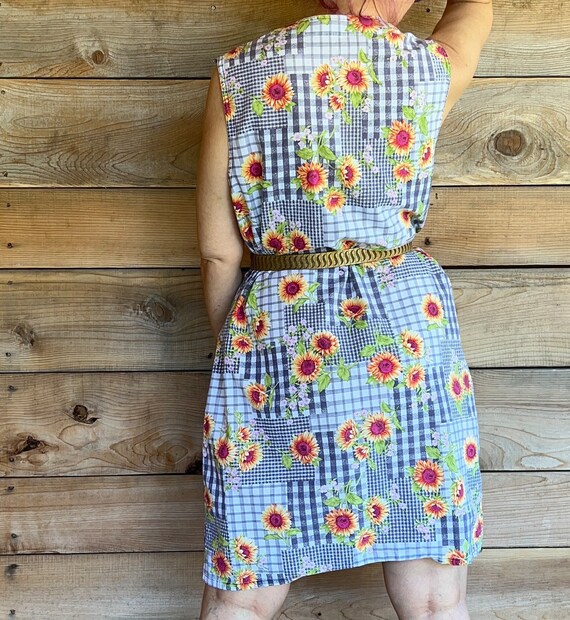 70s housedress sunflower mini buttons sleeveless … - image 4