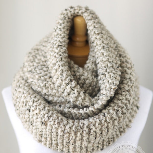 Chunky infinity scarf in Oatmeal Brown, knit infinity scarf in Oatmeal Aran, winter scarf, circle scarf, knit loop scarves