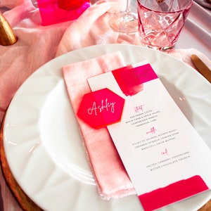 Ajuste personalizado de la boda de acrílico rosa fluorescente hexagonal personalizado - tarjeta del lugar de la boda - favor de la boda