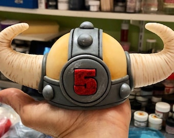 Fondant Viking Helmet-Dragon Trainer Horned Viking Helmet Cake Topper-Viking Themed Party-Viking Cake Decorations-Edible Helmet