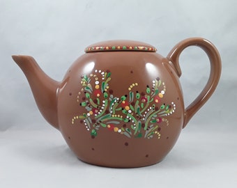 Tetera de cerámica pintada a mano de color chocolate con leche poco común