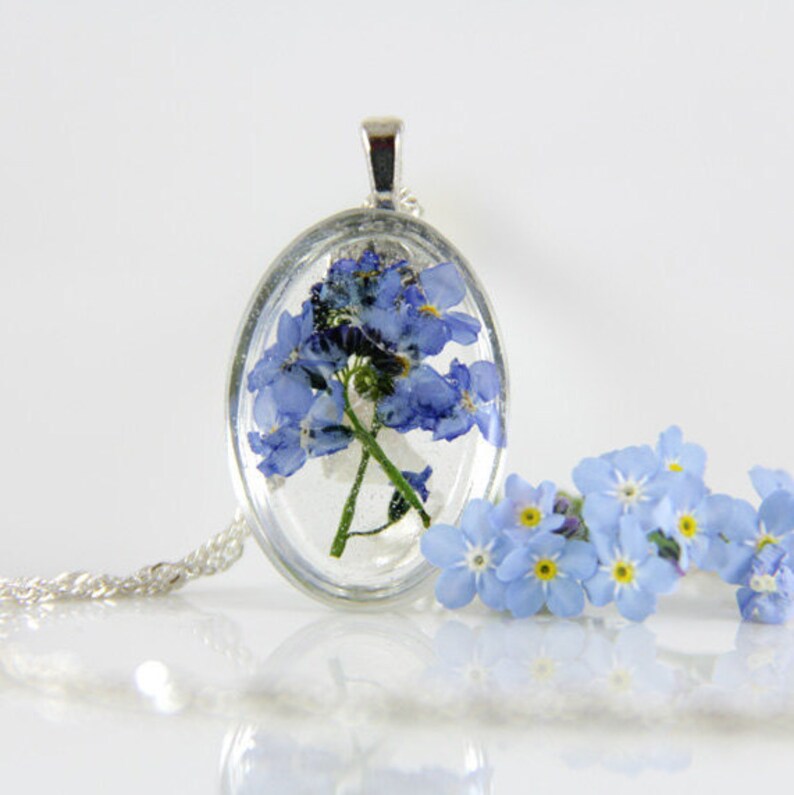 Resin Lily Necklace