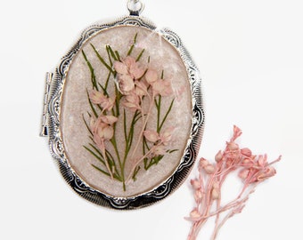 Pressed Flower Locket, Locket Necklace, Big Locket, Vintage Locket Necklace, Personalized Gift For Her, Photo Locket, Oval Locket