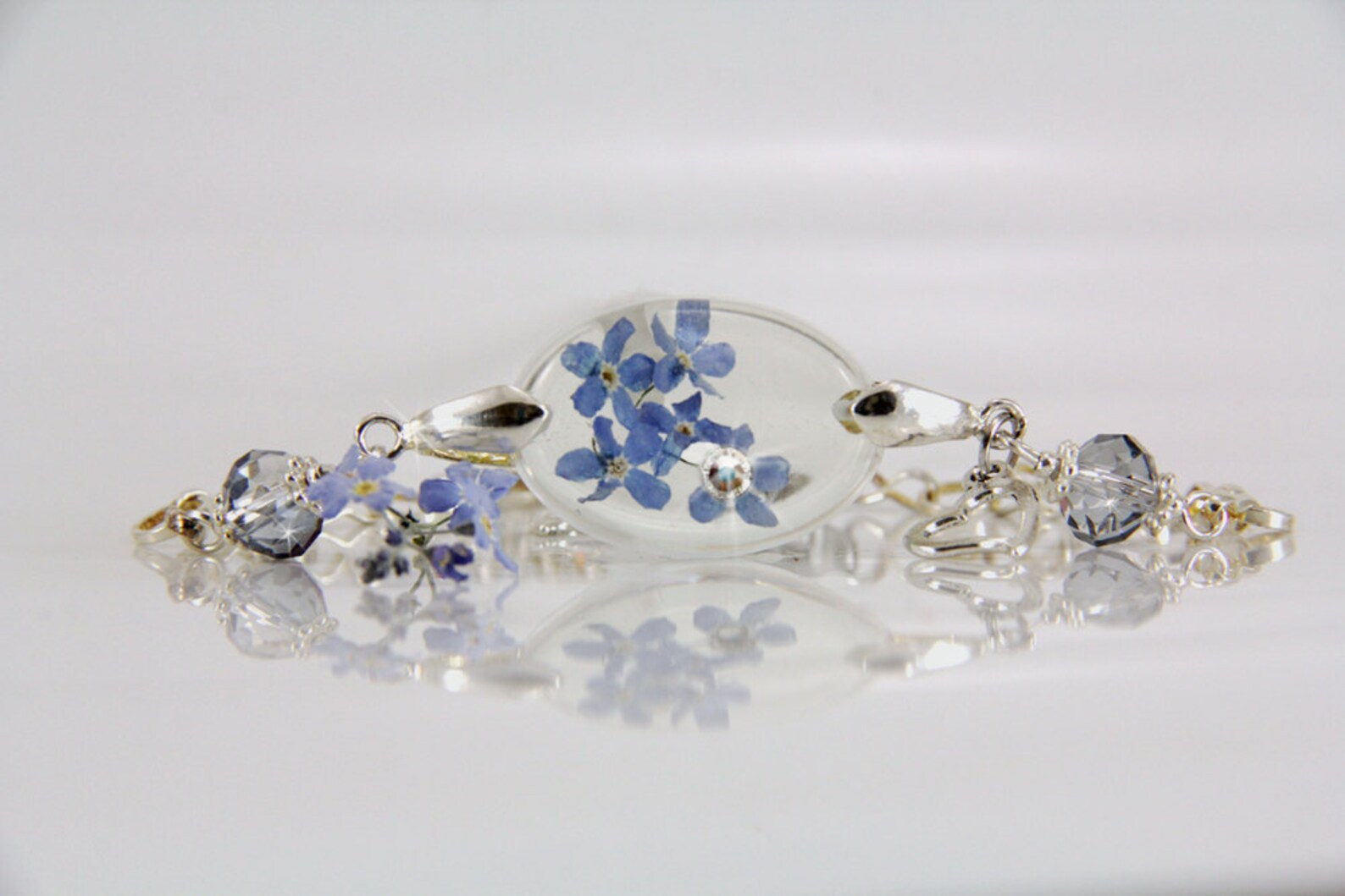 Me Not Jewelry Resin Flower Resin Bracelet Resin Etsy Canada